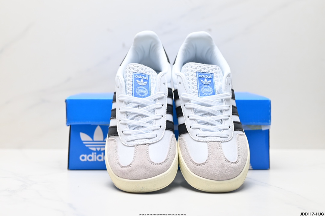 Adidas Gazelle Shoes